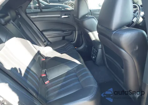 2012 Chrysler 300 S V8 из США, поврежденный, VIN 2C3CCADT6CH315274